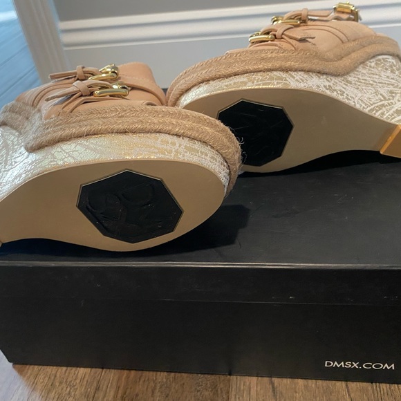 Donald Pliner NEW wedges. Very sexy - Picture 8 of 9